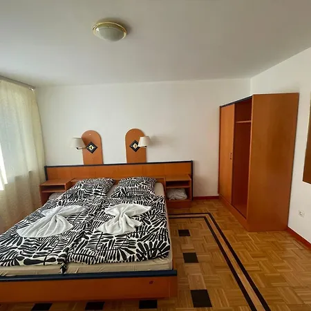 4 Bett Zimmer 1 Nuremberg